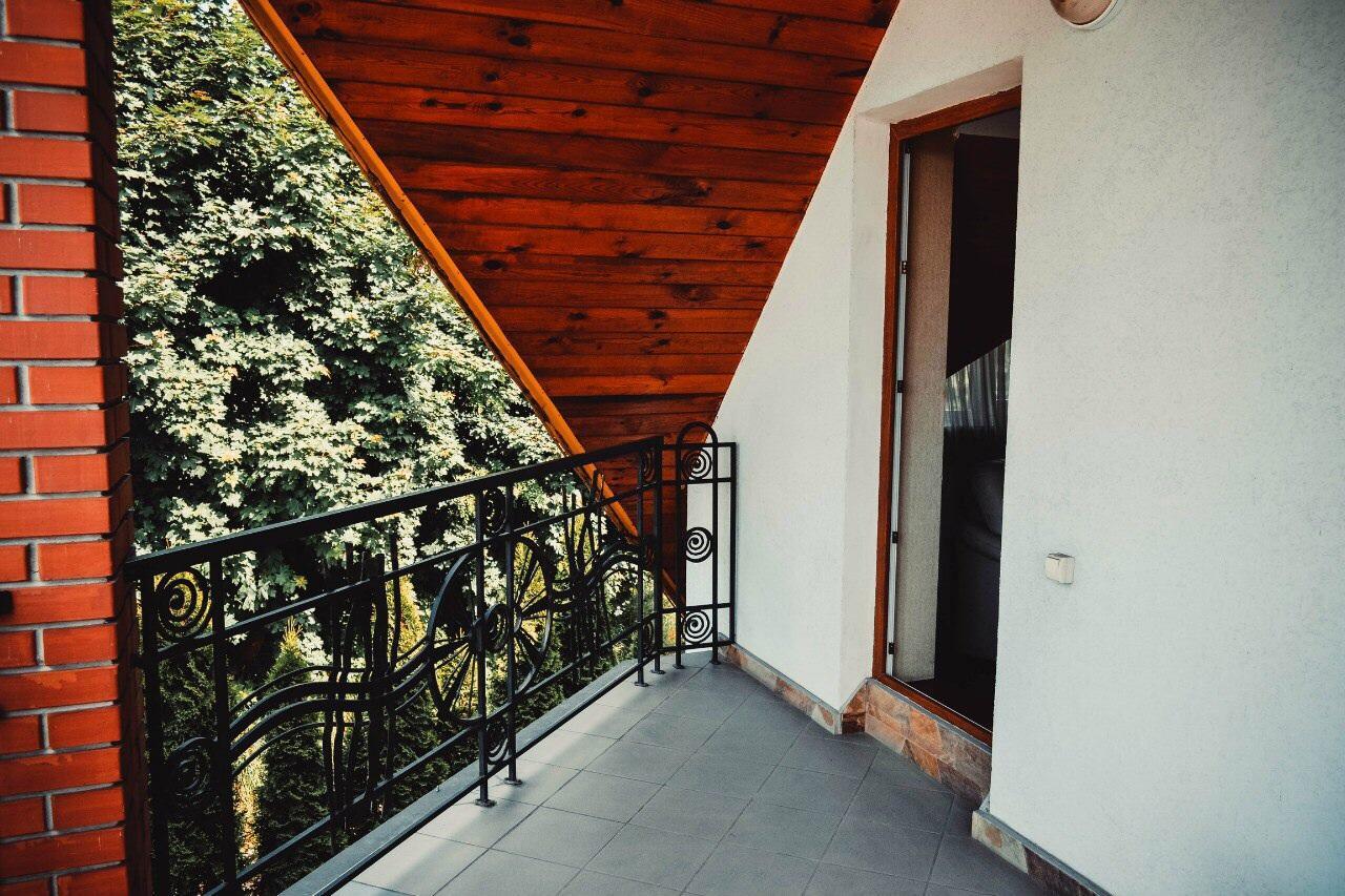 Tri Dorogi Hotel Lviv Kültér fotó
