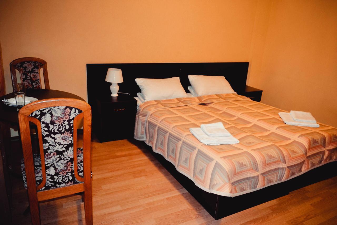 Tri Dorogi Hotel Lviv Kültér fotó