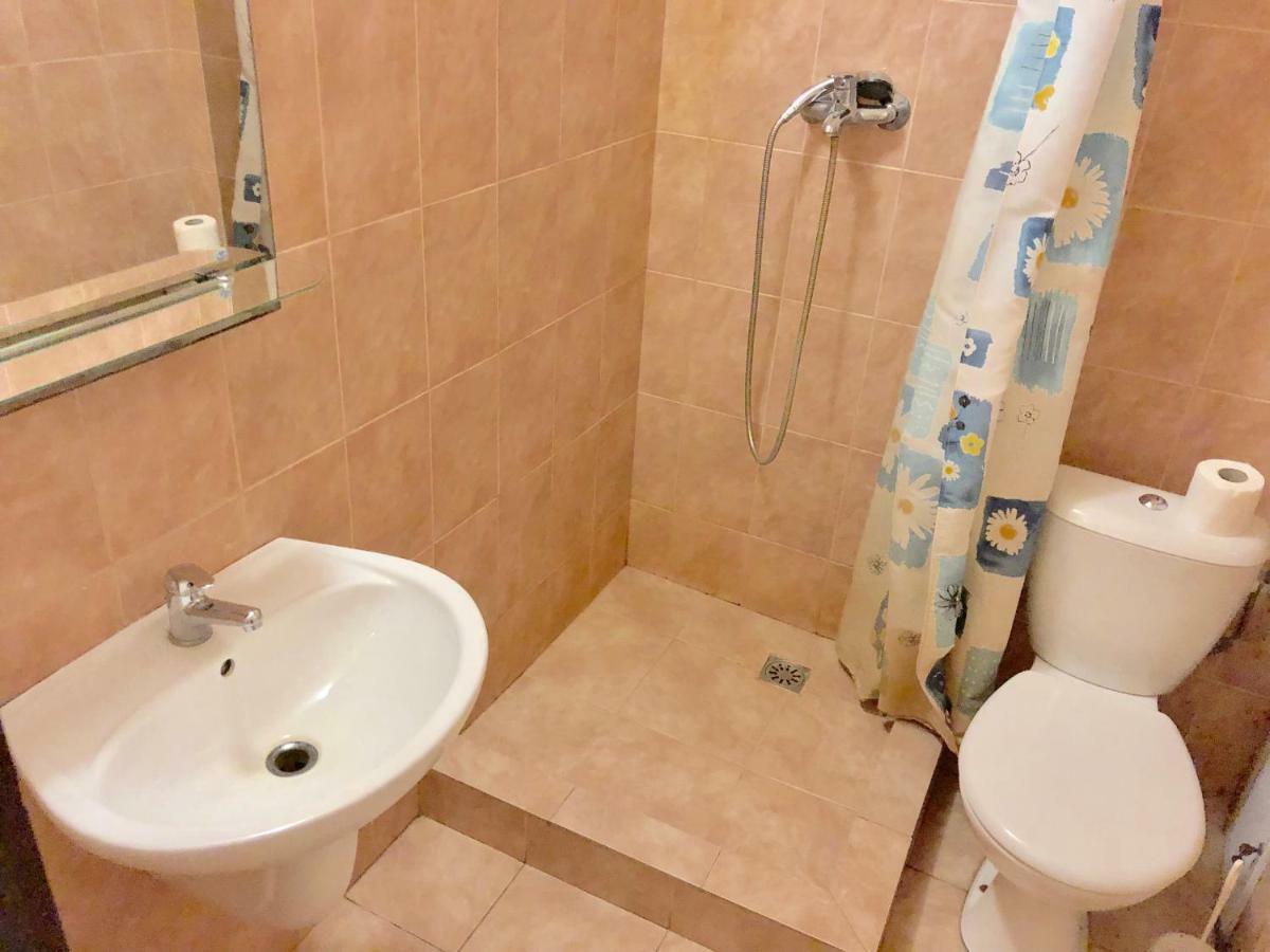 Tri Dorogi Hotel Lviv Kültér fotó